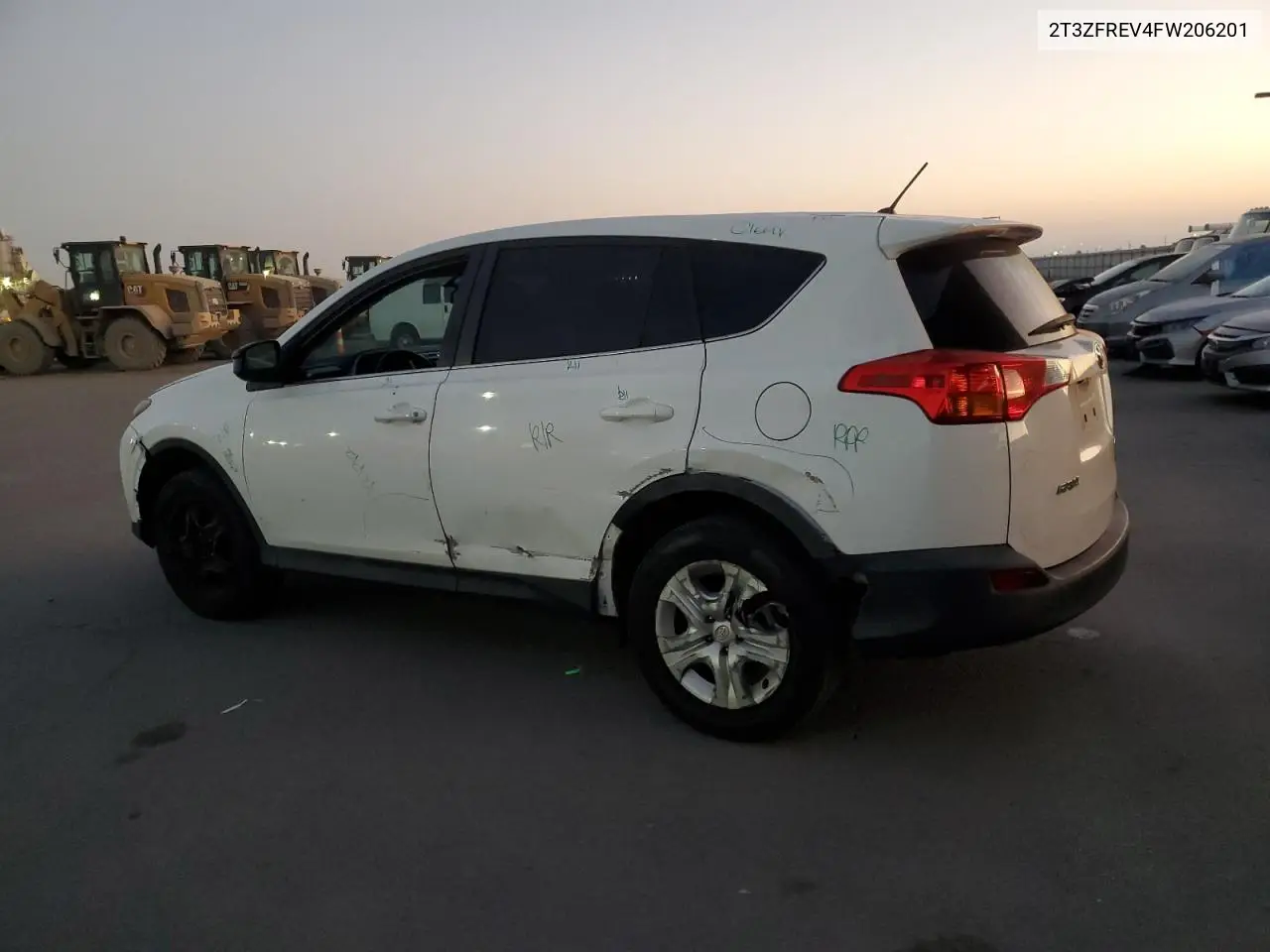 2T3ZFREV4FW206201 2015 Toyota Rav4 Le