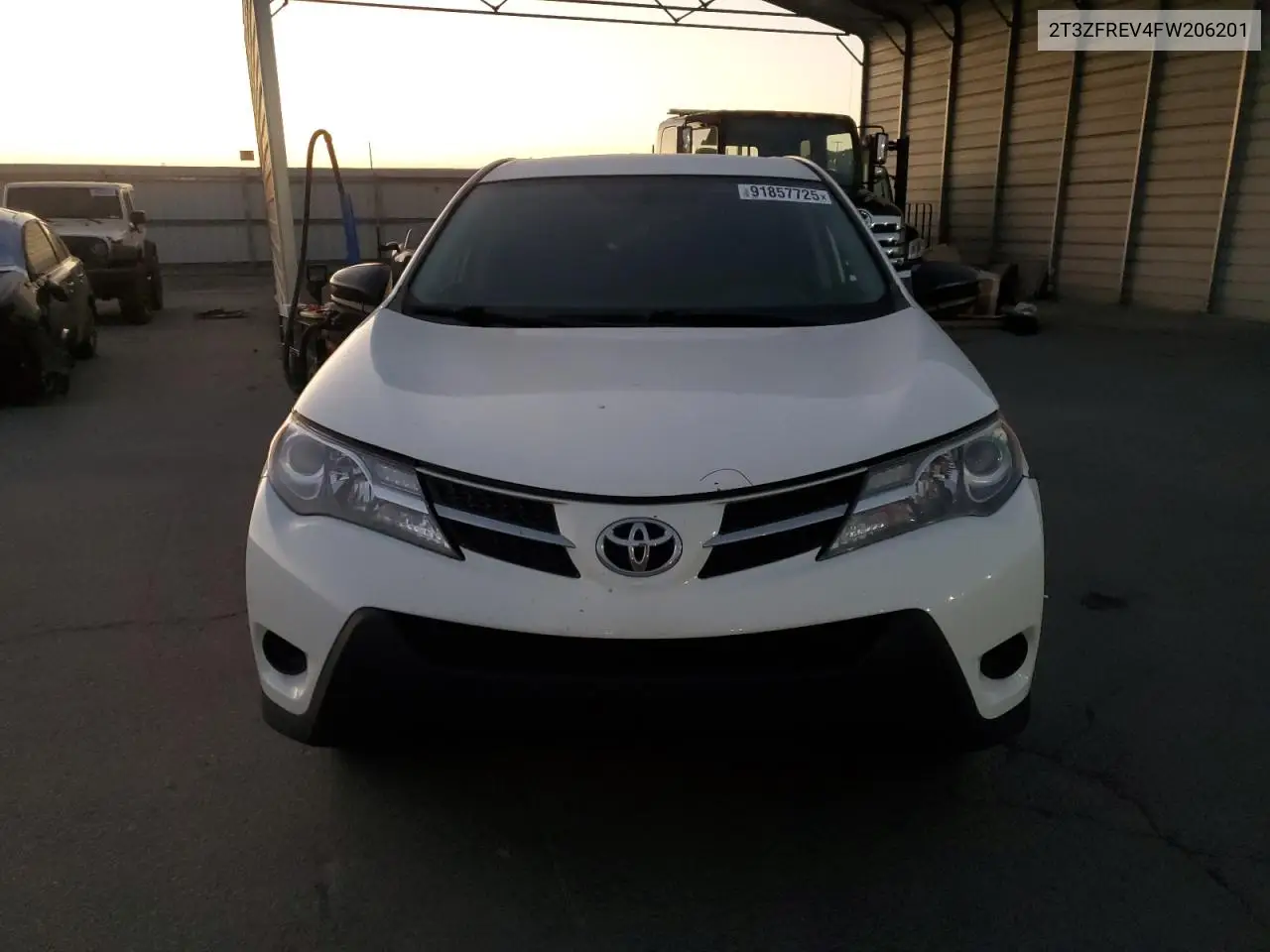 2T3ZFREV4FW206201 2015 Toyota Rav4 Le