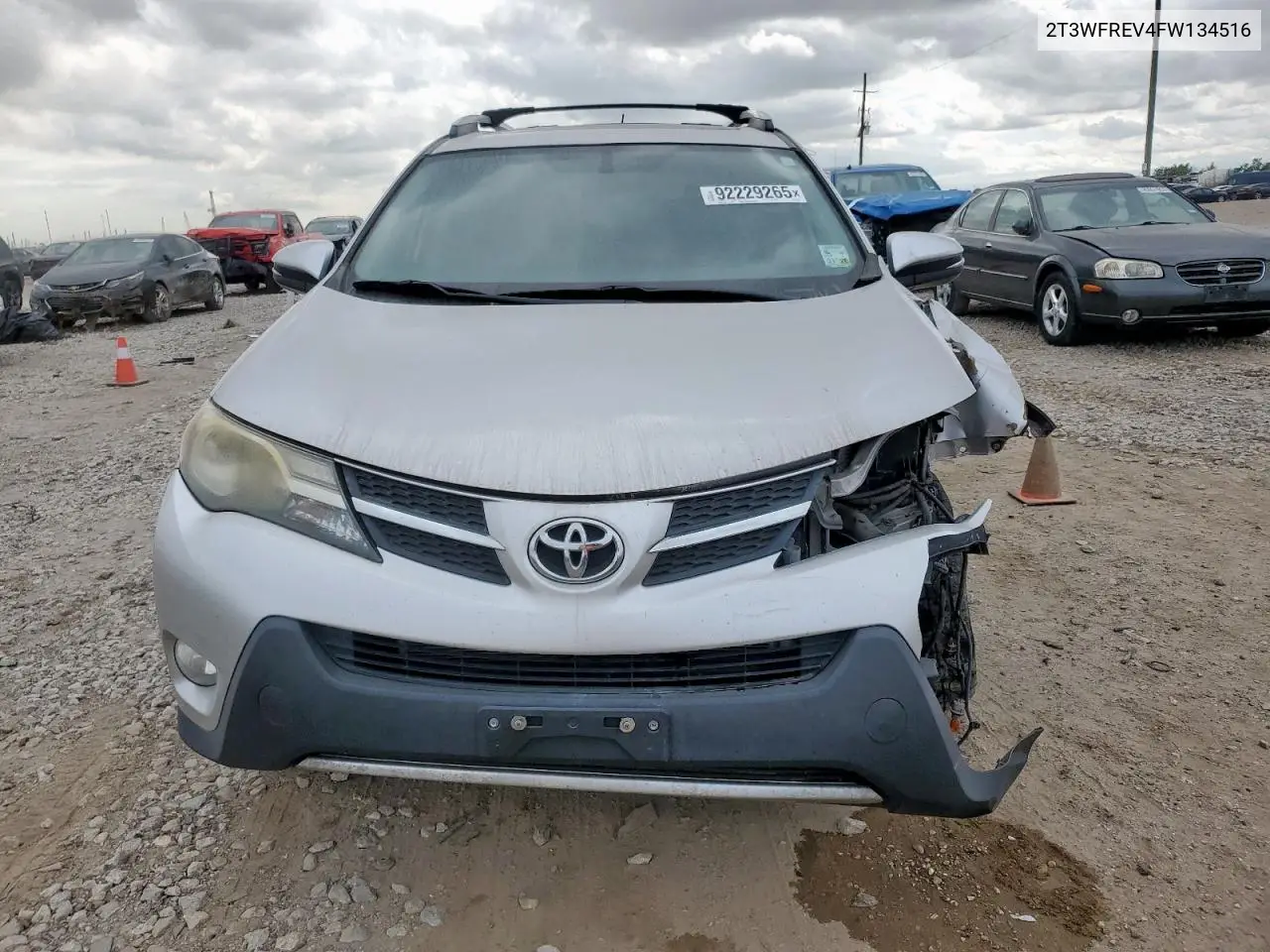 2T3WFREV4FW134516 2015 Toyota Rav4 Xle