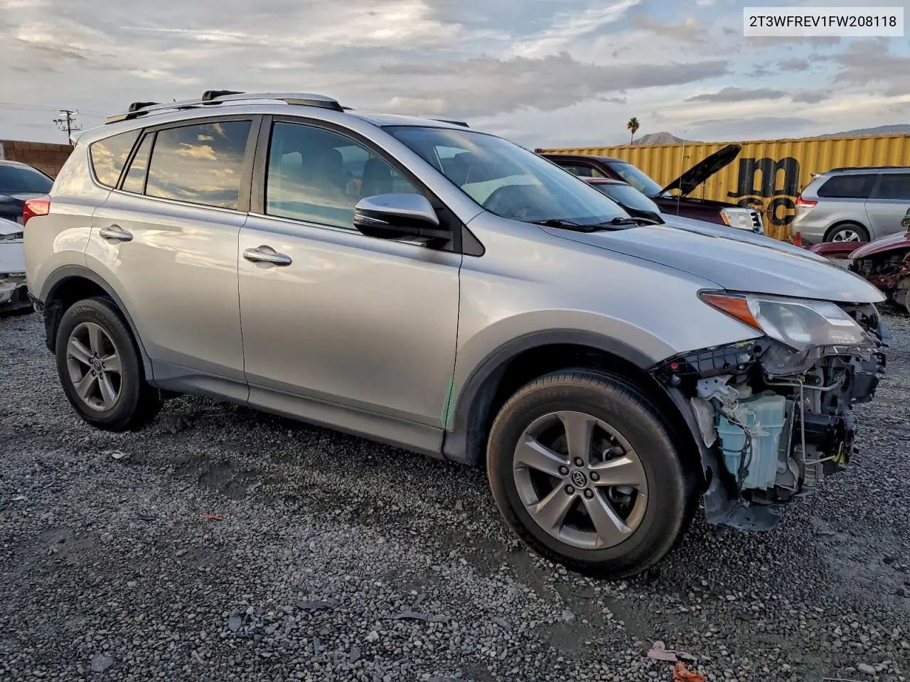 2T3WFREV1FW208118 2015 Toyota Rav4 Xle