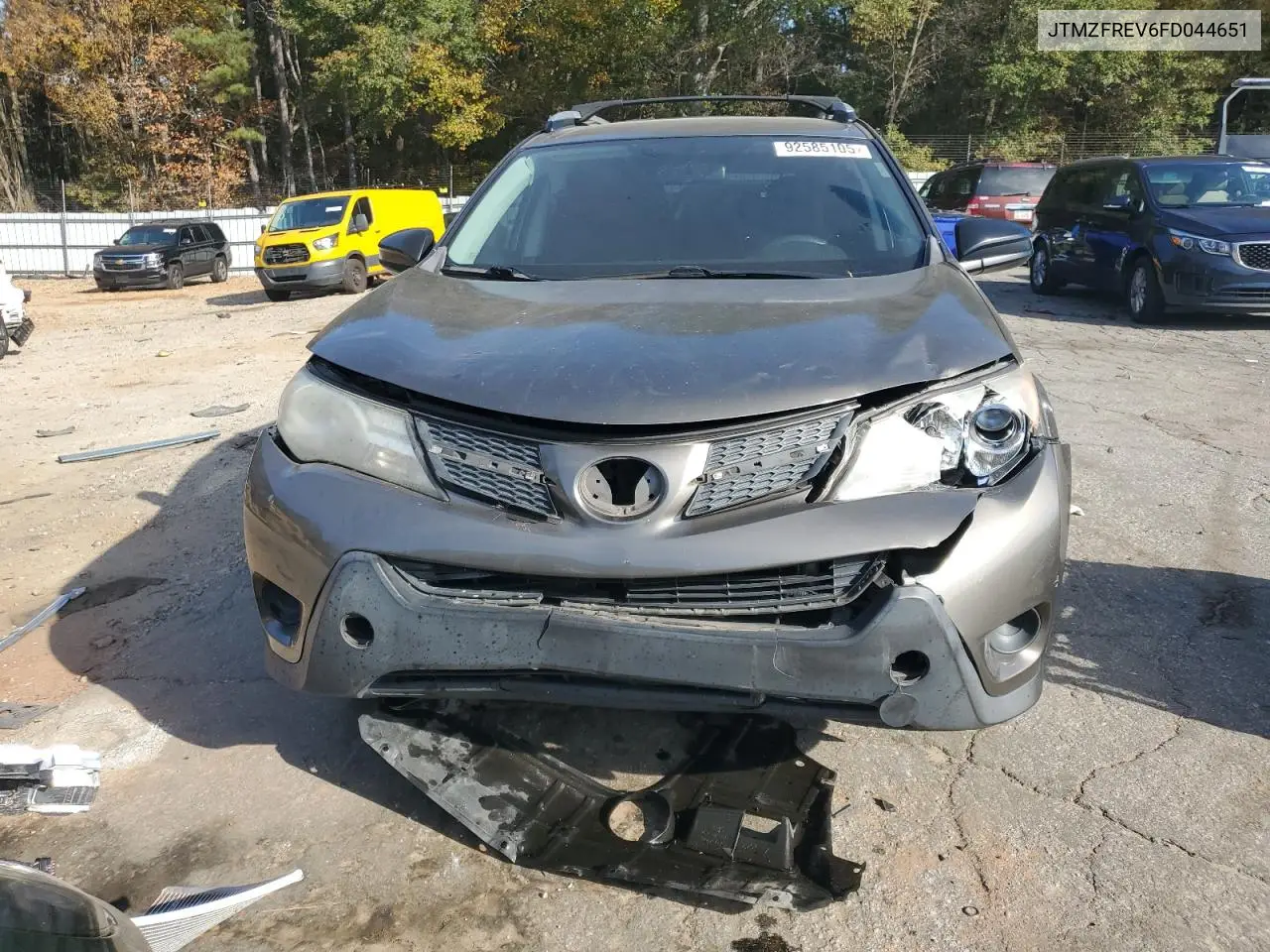 JTMZFREV6FD044651 2015 Toyota Rav4 Le