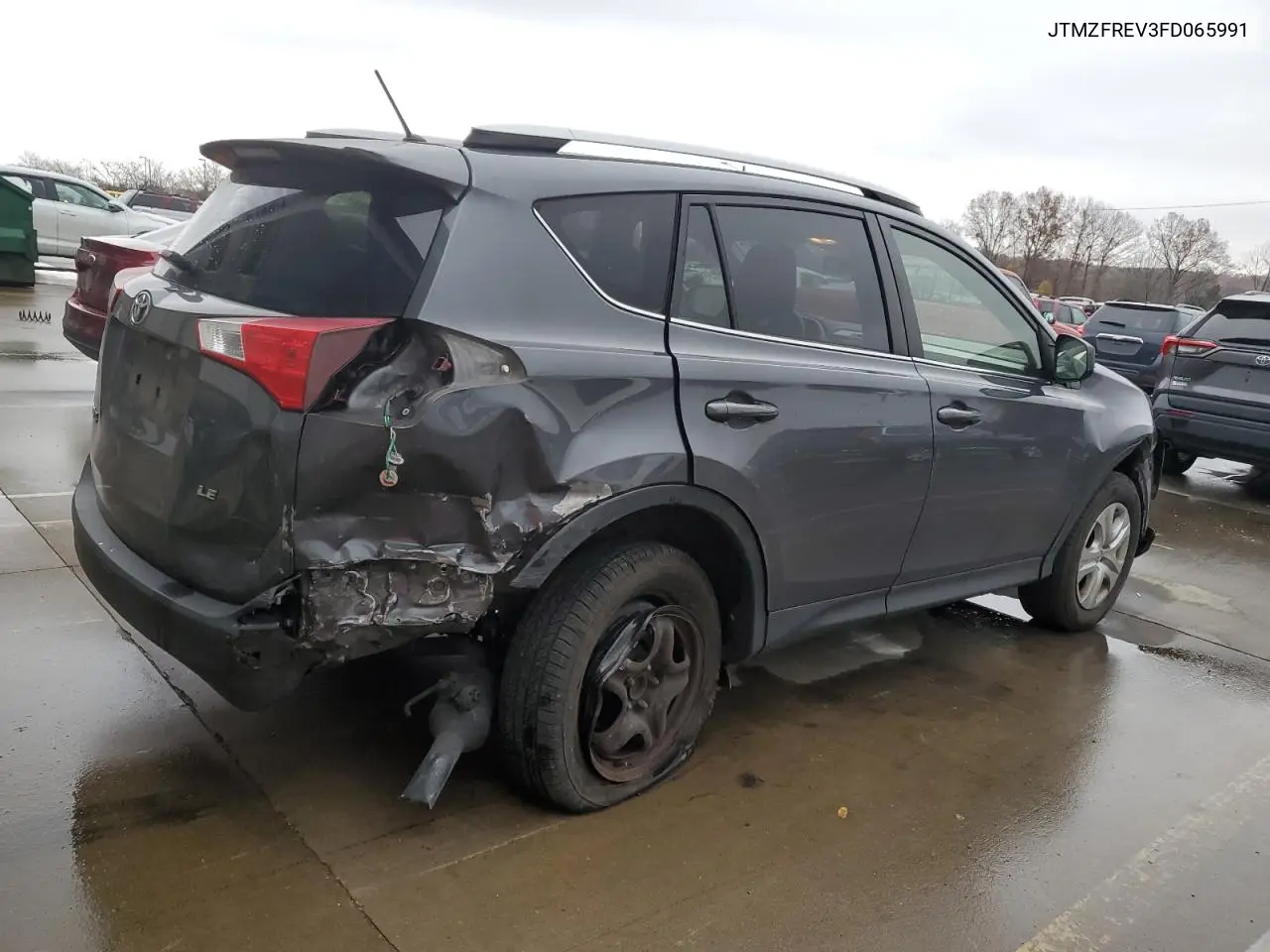 JTMZFREV3FD065991 2015 Toyota Rav4 Le
