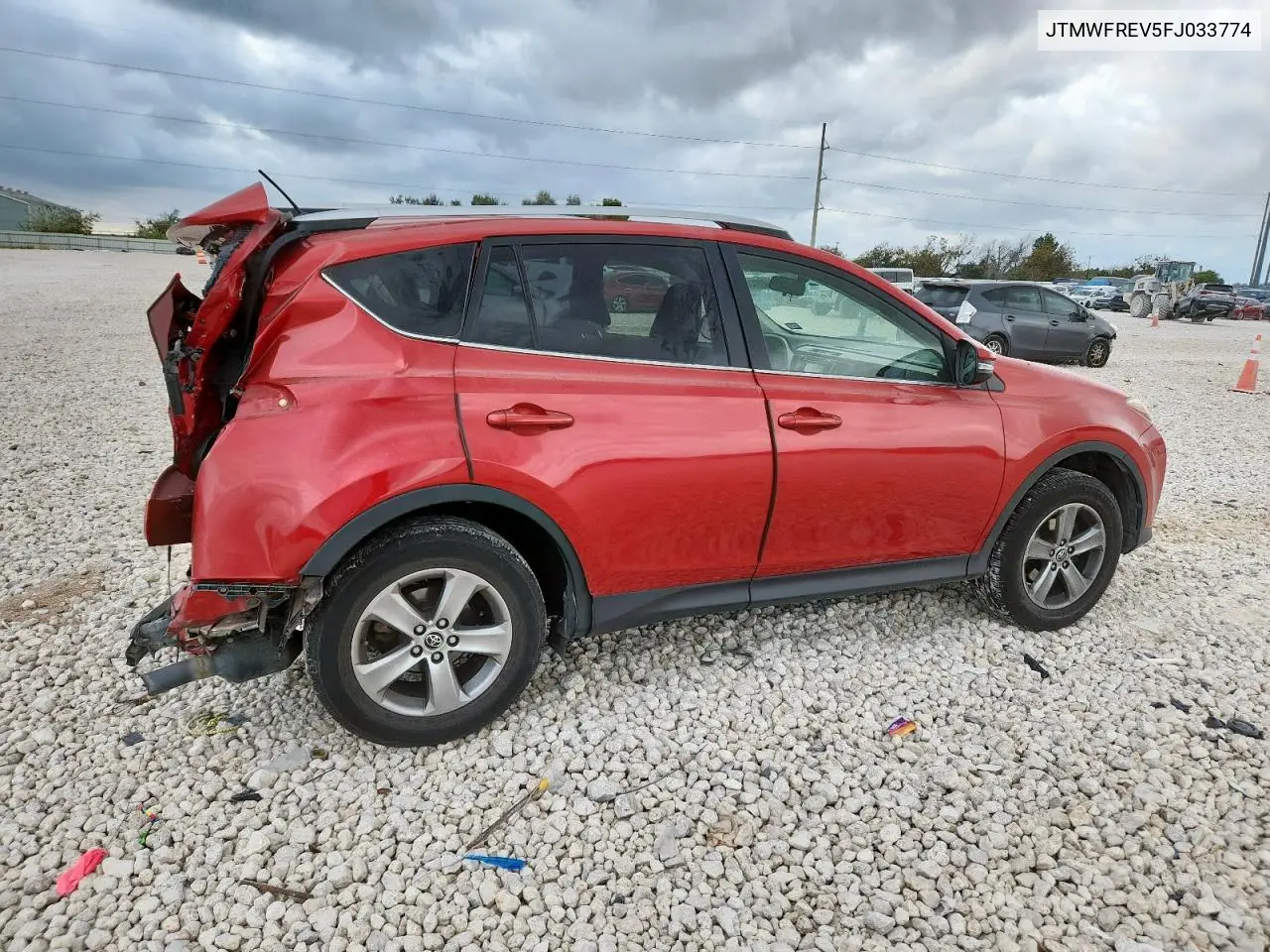 JTMWFREV5FJ033774 2015 Toyota Rav4 Xle
