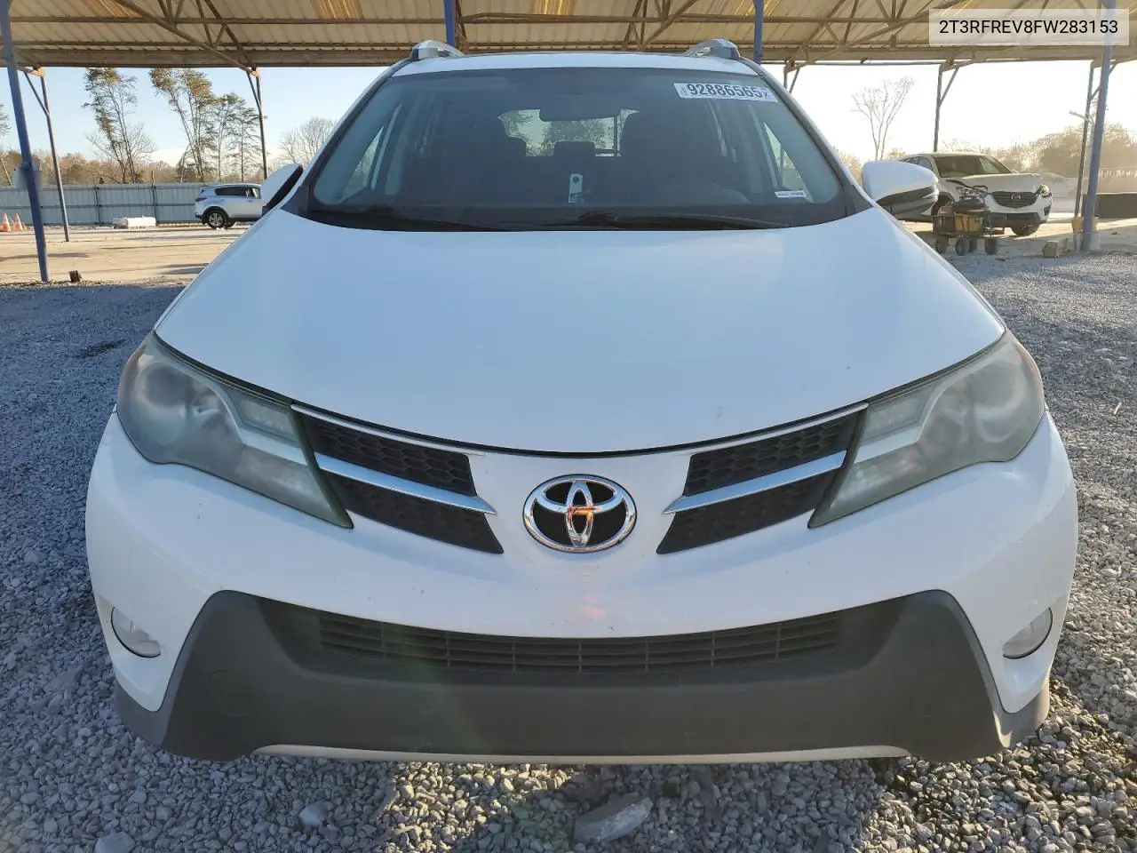 2T3RFREV8FW283153 2015 Toyota Rav4 Xle
