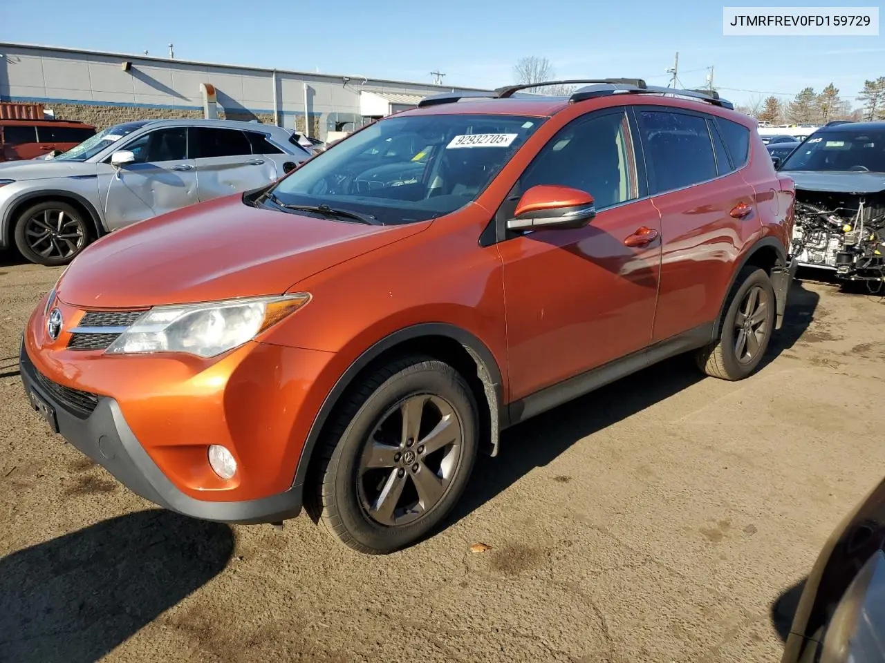 JTMRFREV0FD159729 2015 Toyota Rav4 Xle