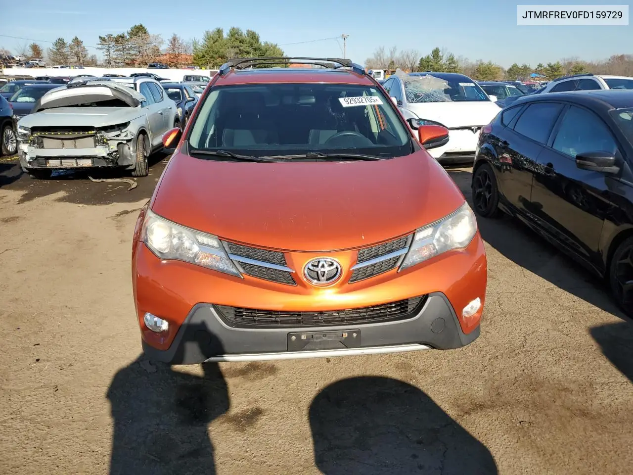 JTMRFREV0FD159729 2015 Toyota Rav4 Xle