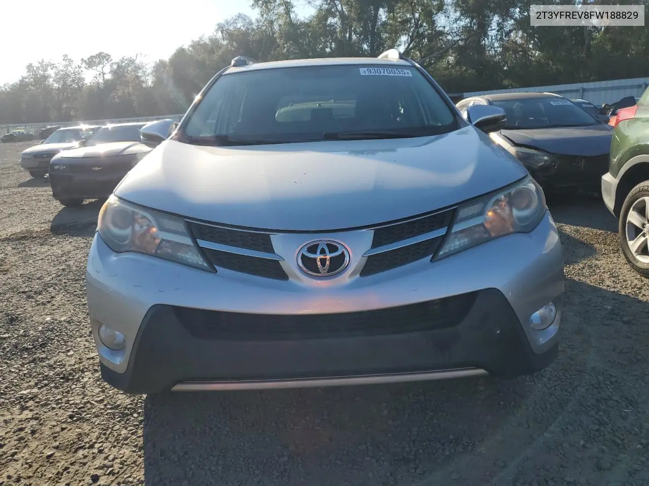2T3YFREV8FW188829 2015 Toyota Rav4 Limited