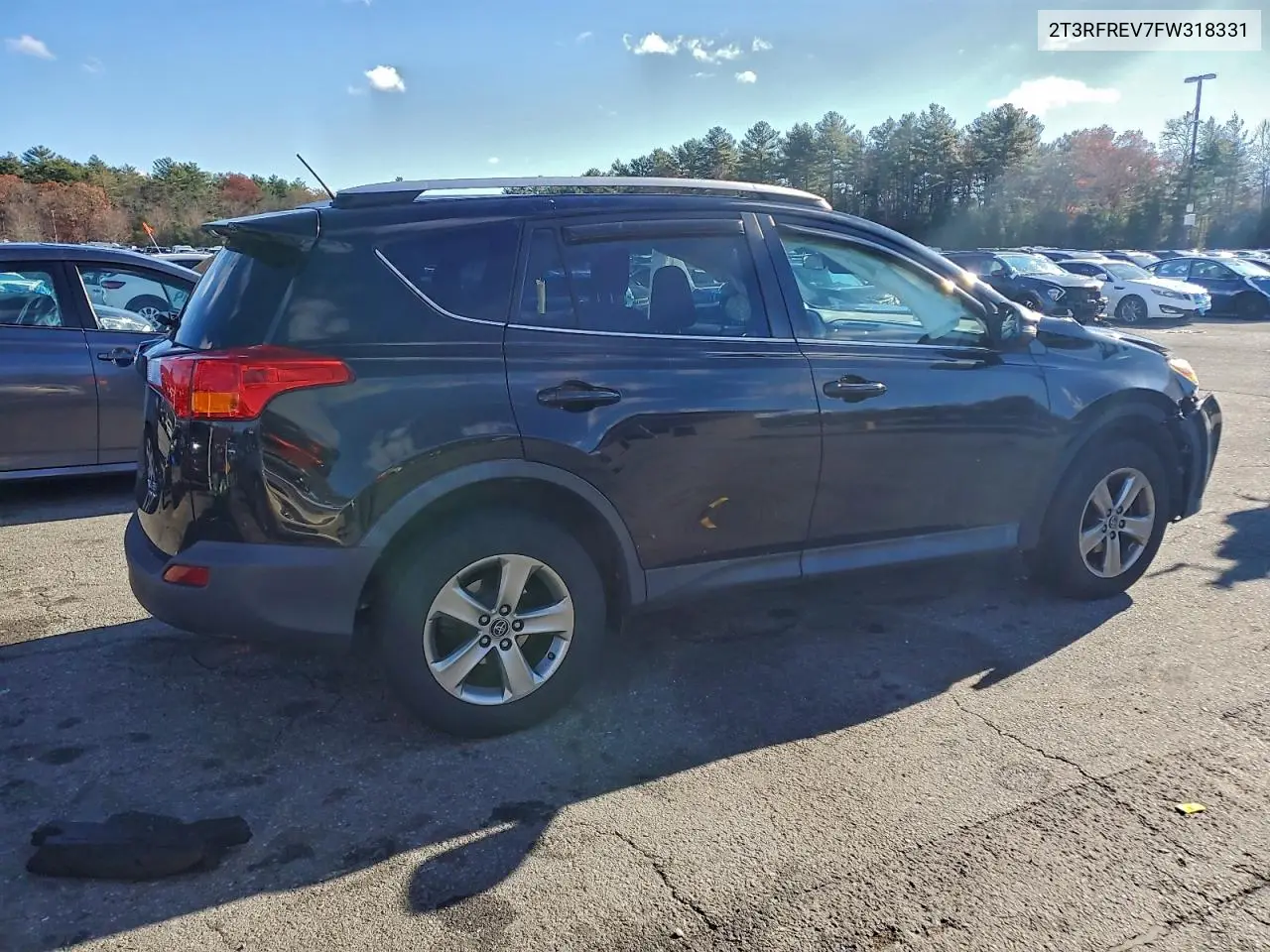 2T3RFREV7FW318331 2015 Toyota Rav4 Xle