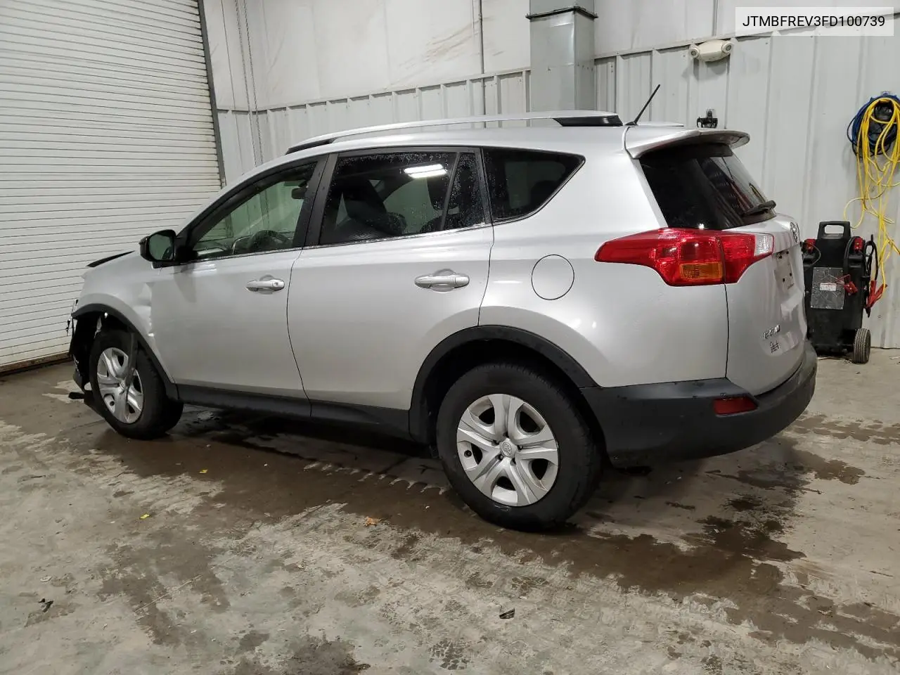 JTMBFREV3FD100739 2015 Toyota Rav4 Le