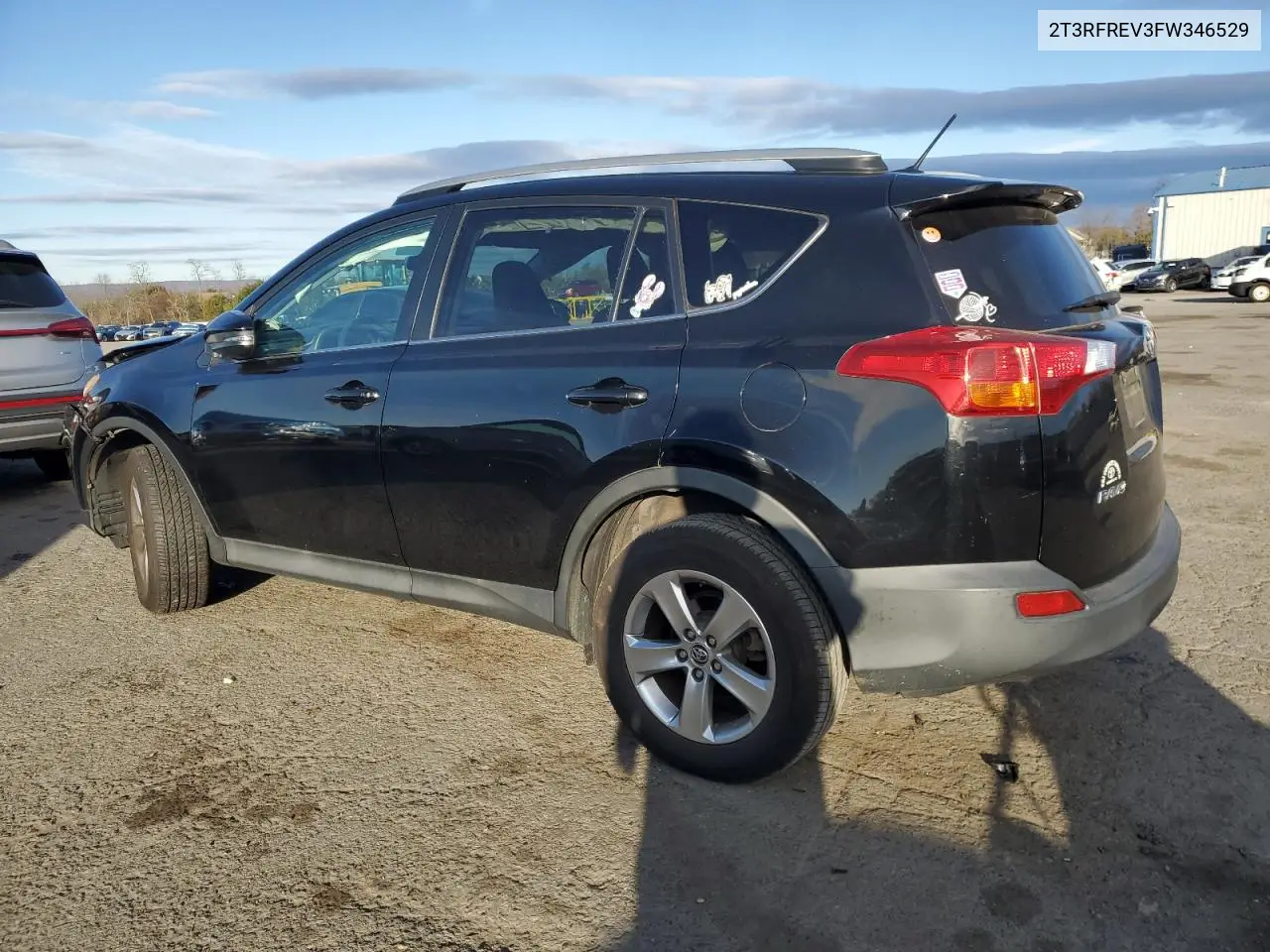 2T3RFREV3FW346529 2015 Toyota Rav4 Xle