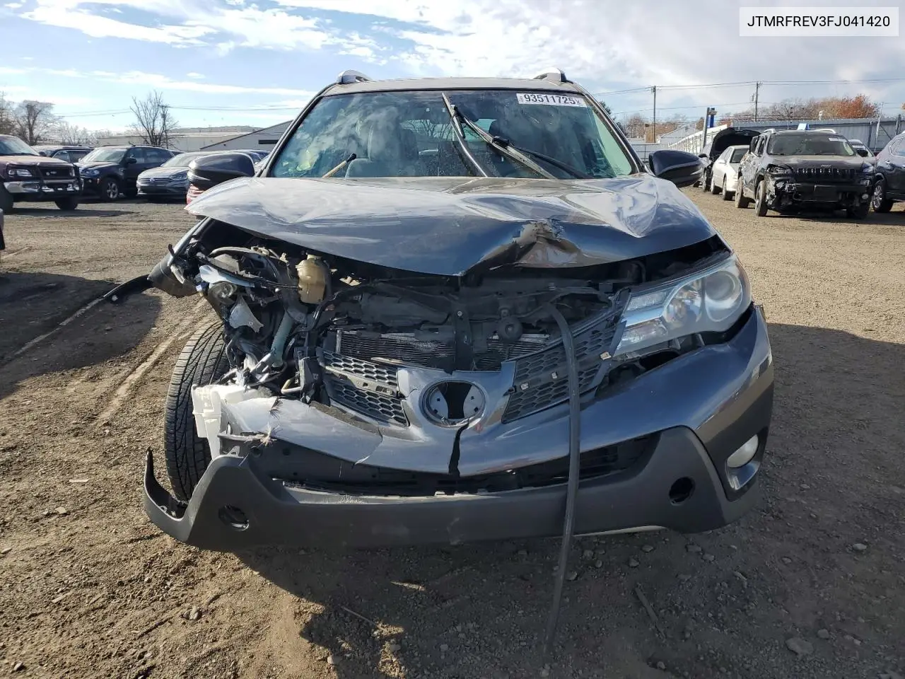 JTMRFREV3FJ041420 2015 Toyota Rav4 Xle