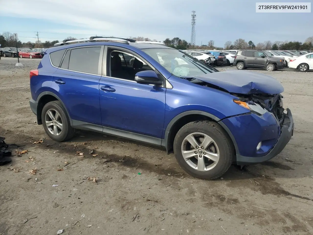 2T3RFREV9FW241901 2015 Toyota Rav4 Xle