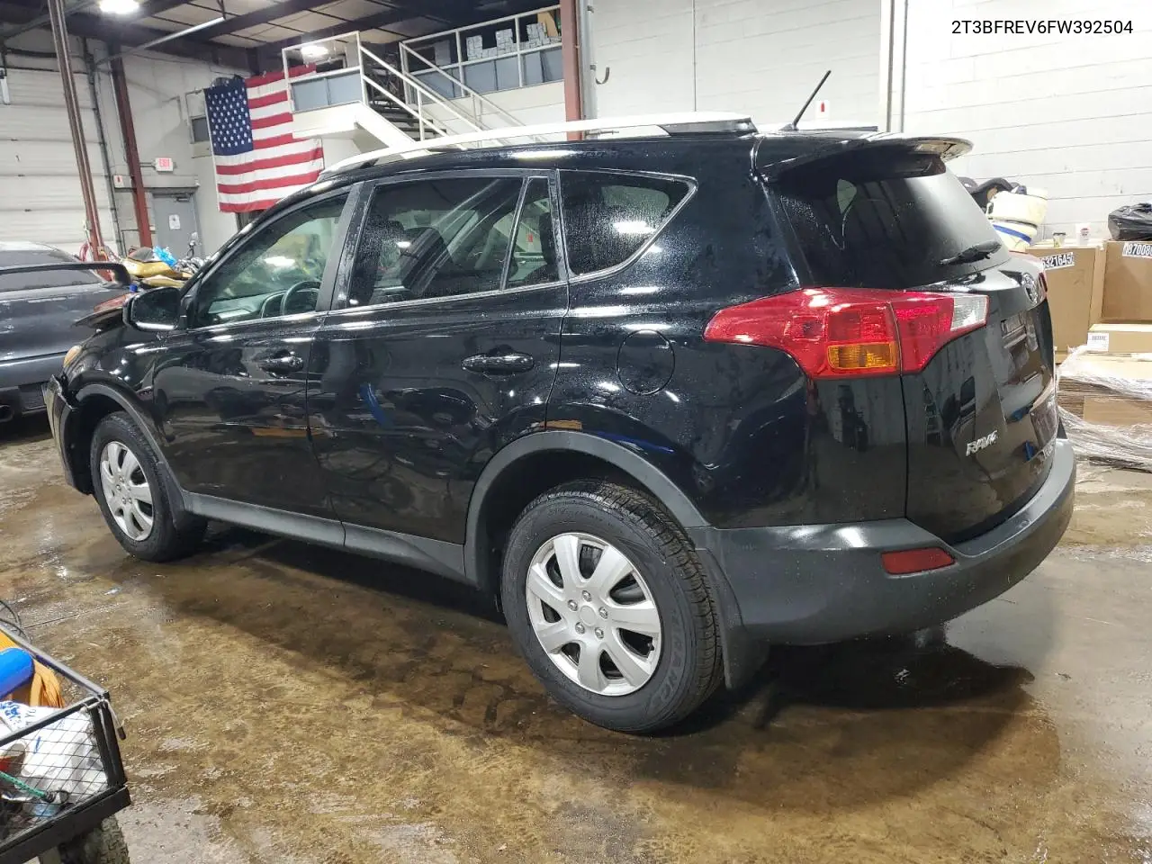 2T3BFREV6FW392504 2015 Toyota Rav4 Le