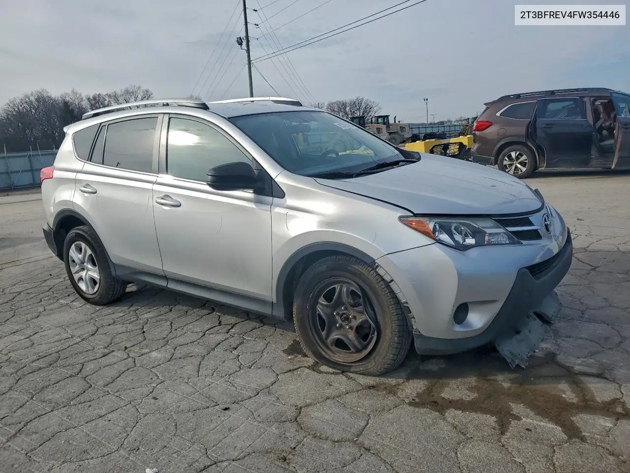 2T3BFREV4FW354446 2015 Toyota Rav4 Le