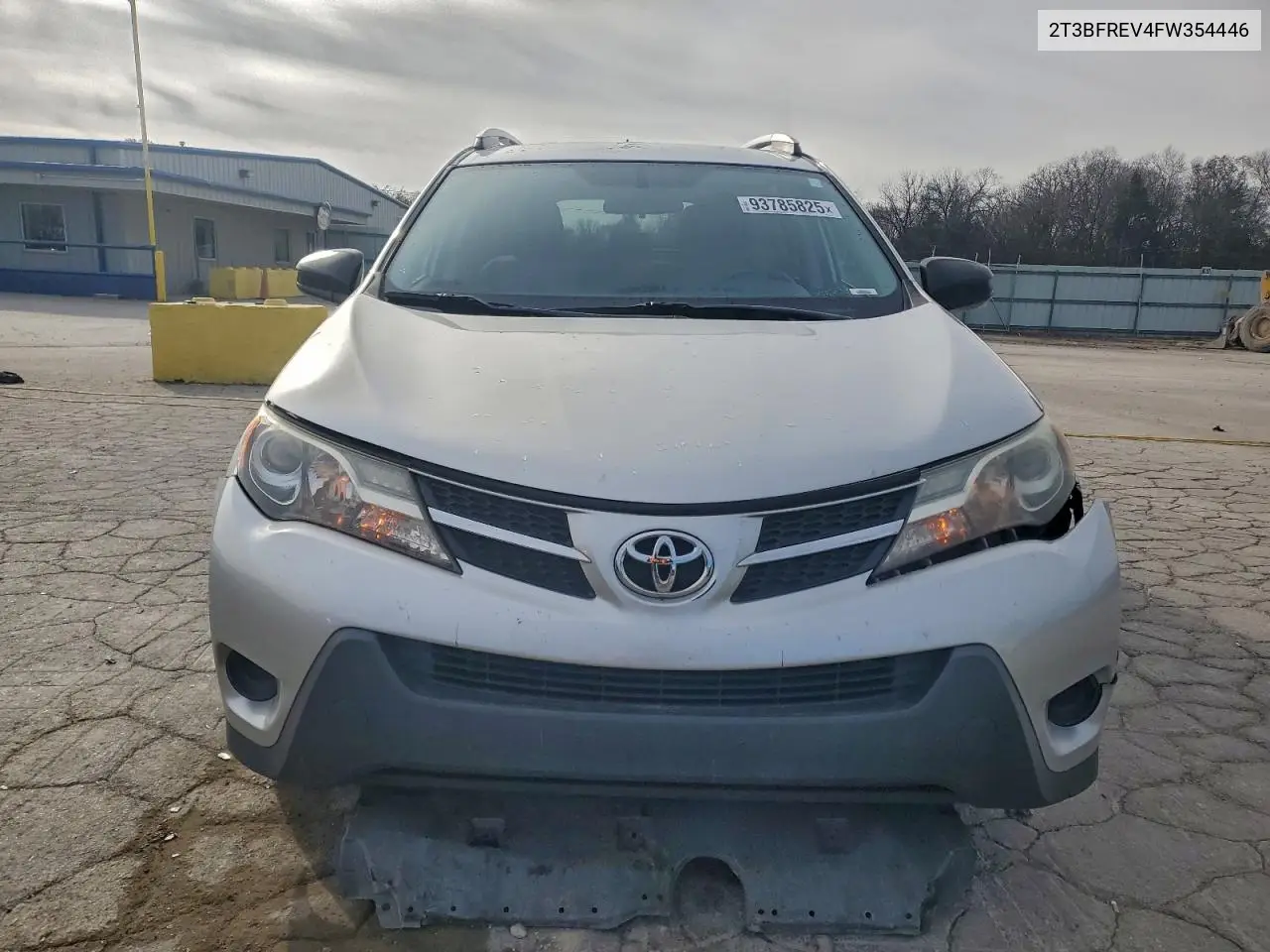 2T3BFREV4FW354446 2015 Toyota Rav4 Le