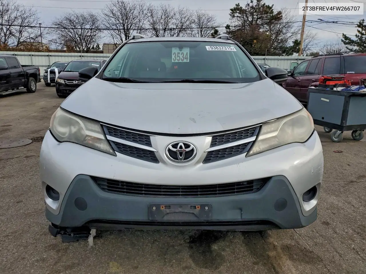 2T3BFREV4FW266707 2015 Toyota Rav4 Le