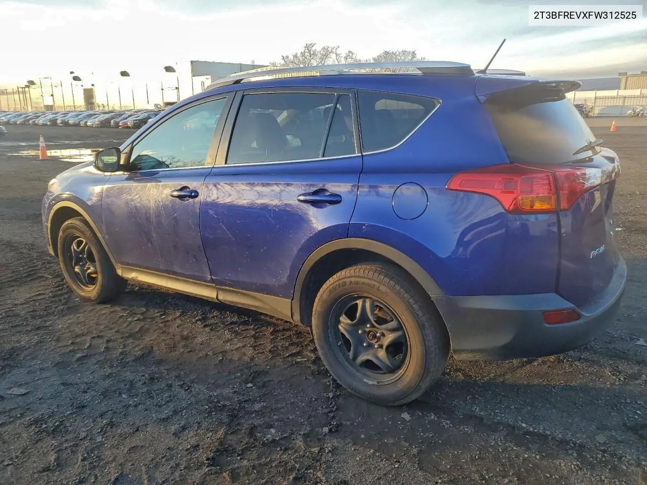 2T3BFREVXFW312525 2015 Toyota Rav4 Le