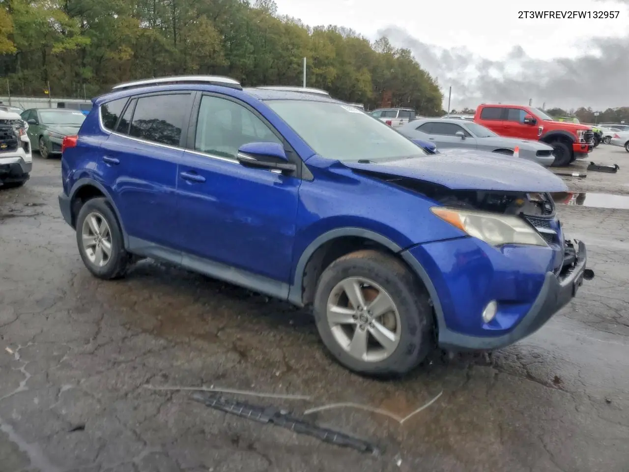 2T3WFREV2FW132957 2015 Toyota Rav4 Xle