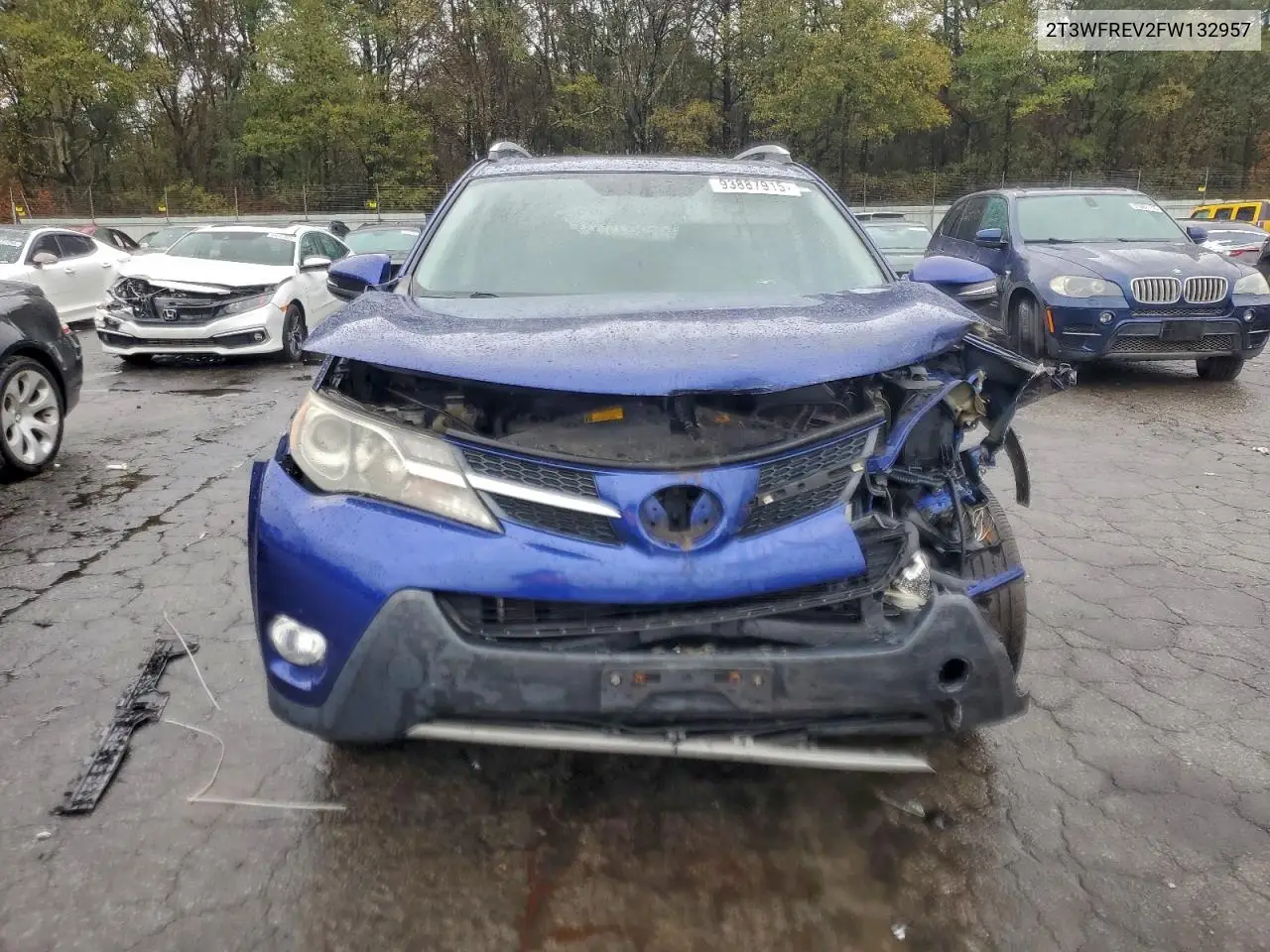 2T3WFREV2FW132957 2015 Toyota Rav4 Xle