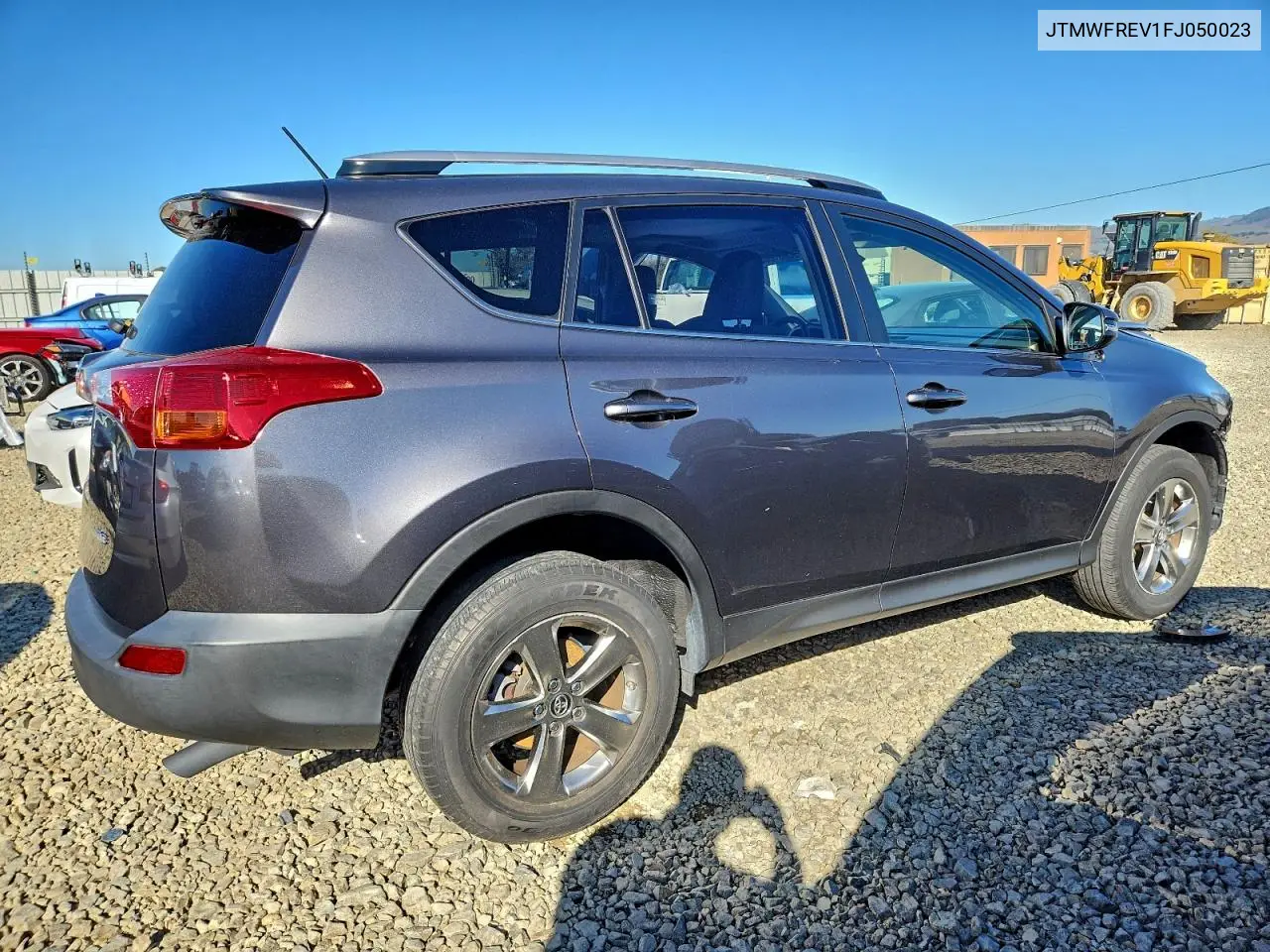 JTMWFREV1FJ050023 2015 Toyota Rav4 Xle