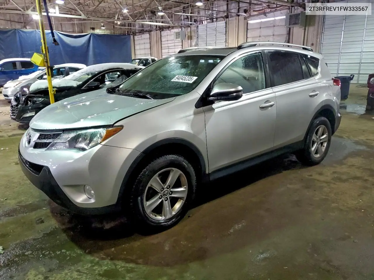2T3RFREV1FW333567 2015 Toyota Rav4 Xle