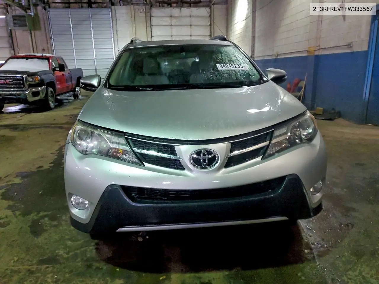 2T3RFREV1FW333567 2015 Toyota Rav4 Xle