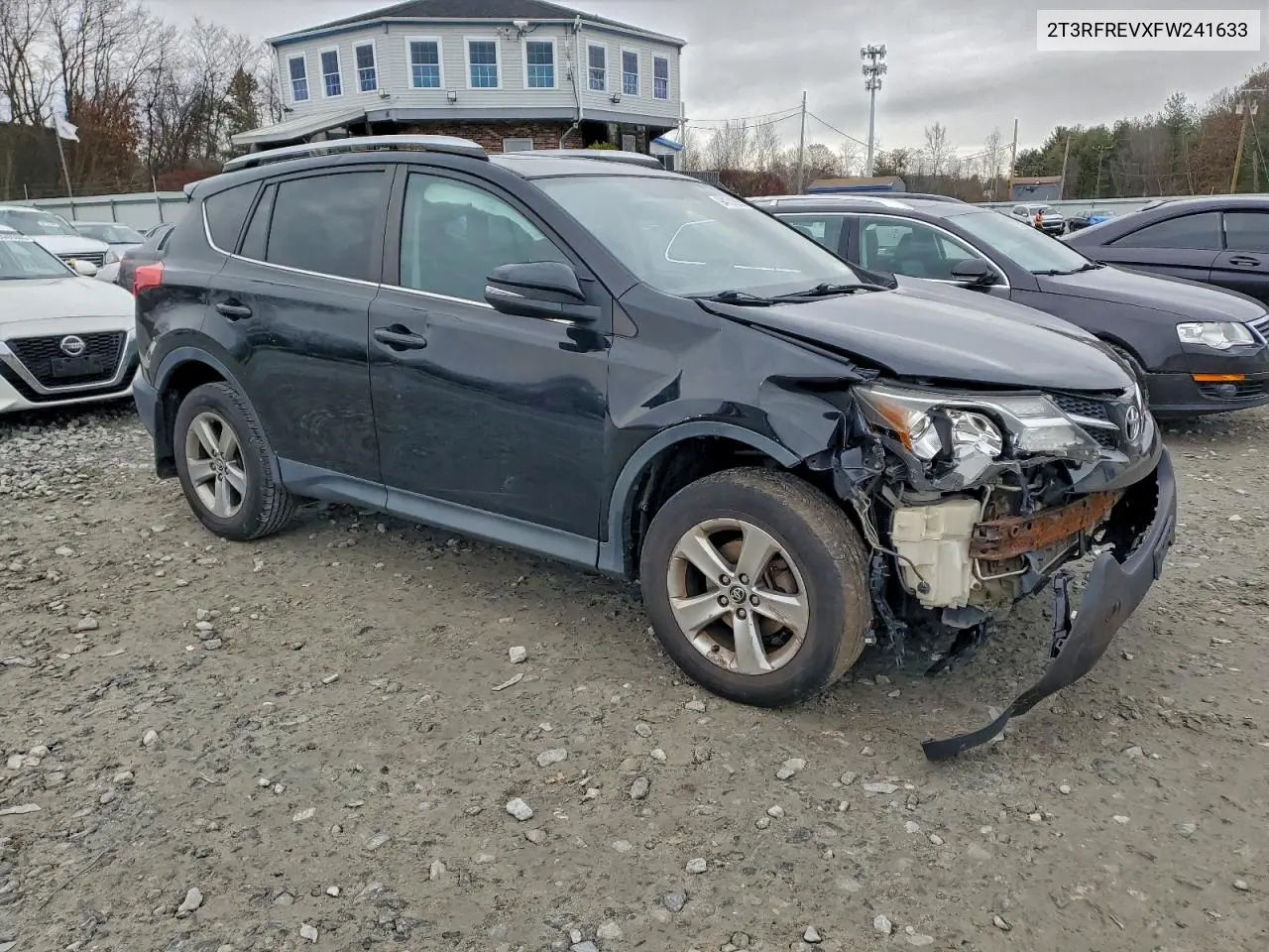 2T3RFREVXFW241633 2015 Toyota Rav4 Xle