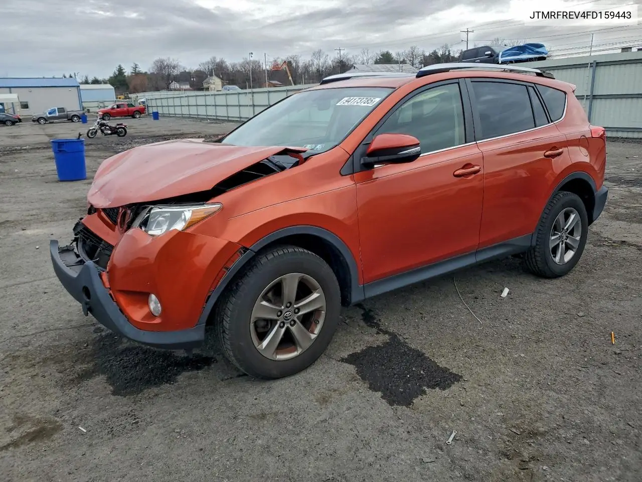 JTMRFREV4FD159443 2015 Toyota Rav4 Xle