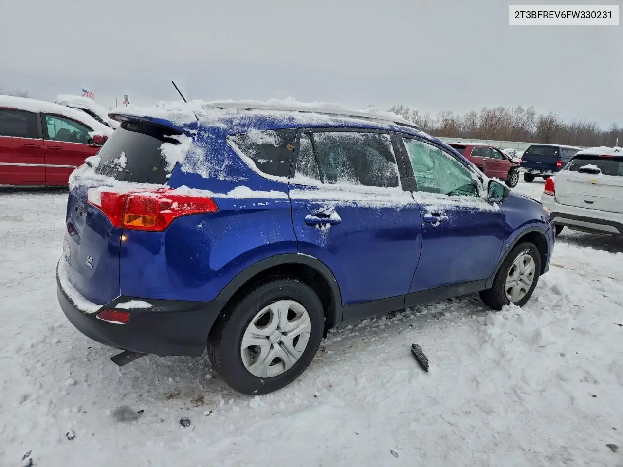 2T3BFREV6FW330231 2015 Toyota Rav4 Le