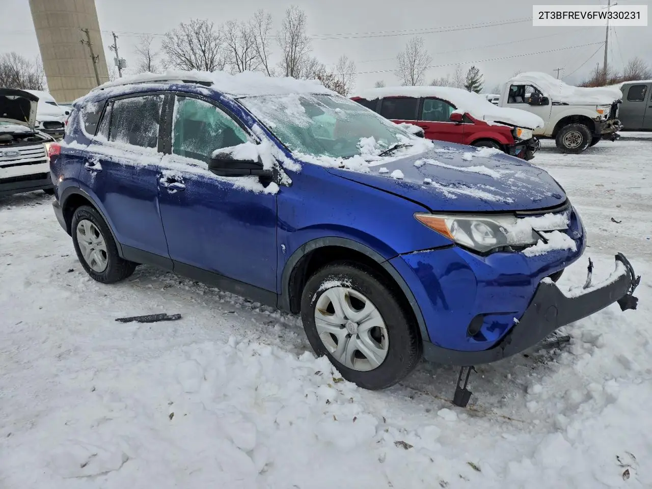 2T3BFREV6FW330231 2015 Toyota Rav4 Le