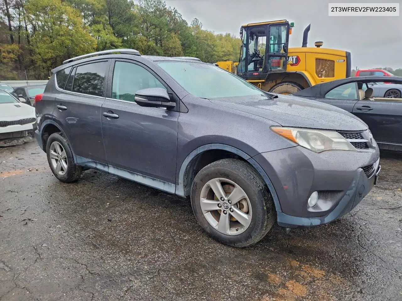 2T3WFREV2FW223405 2015 Toyota Rav4 Xle
