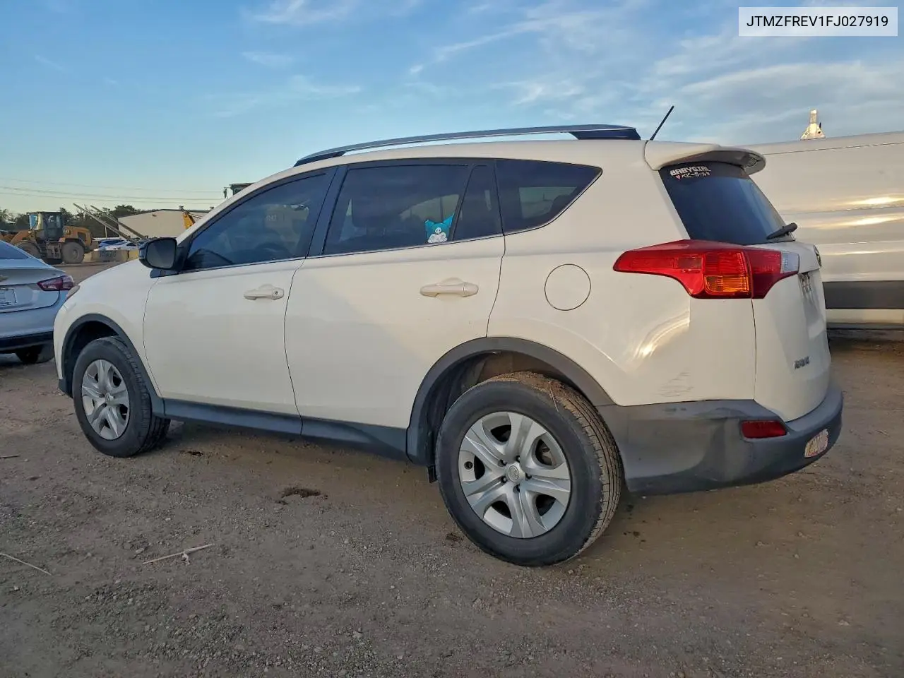 JTMZFREV1FJ027919 2015 Toyota Rav4 Le