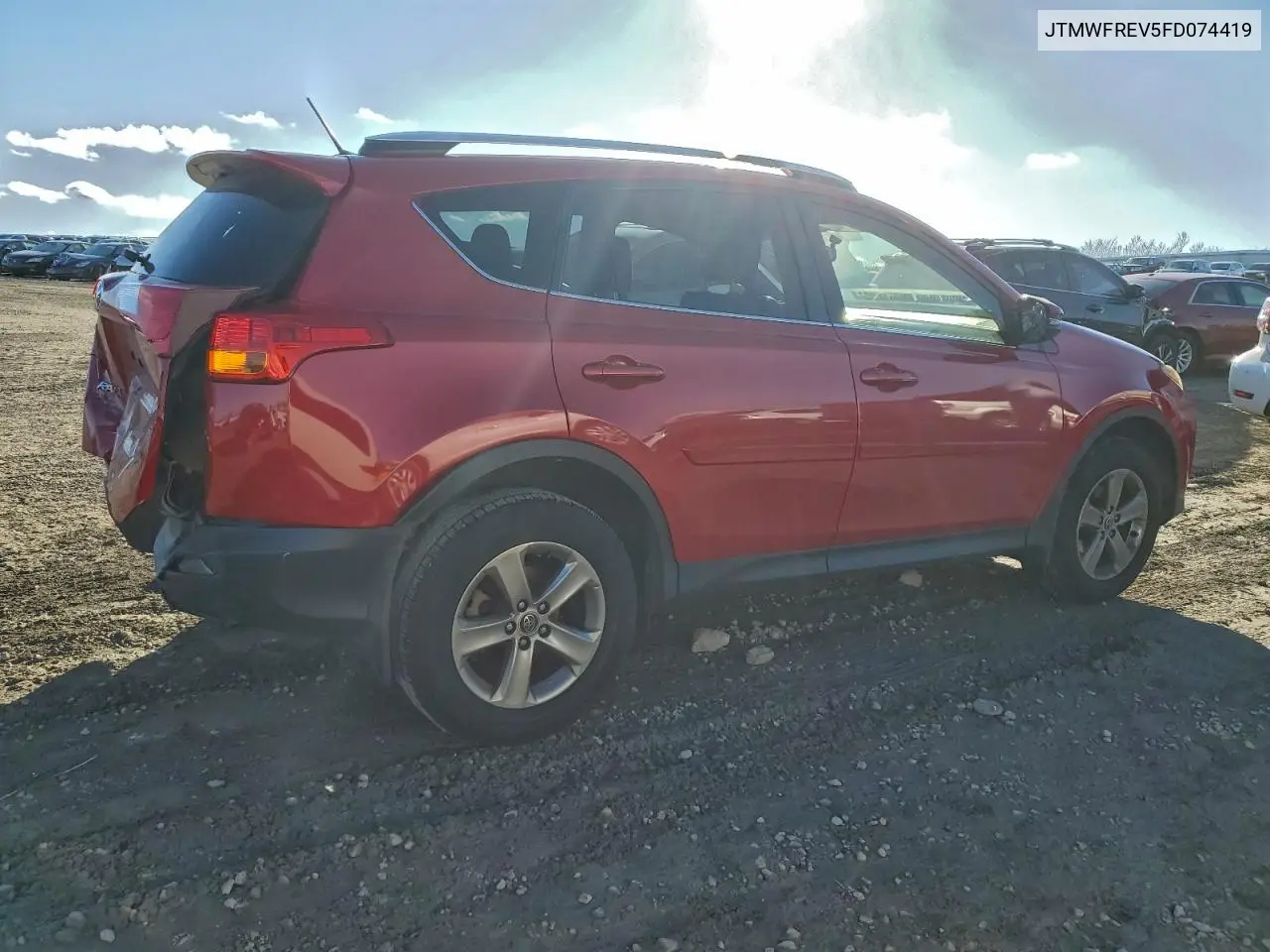 JTMWFREV5FD074419 2015 Toyota Rav4 Xle