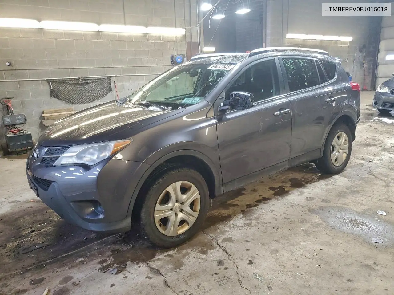 JTMBFREV0FJ015018 2015 Toyota Rav4 Le