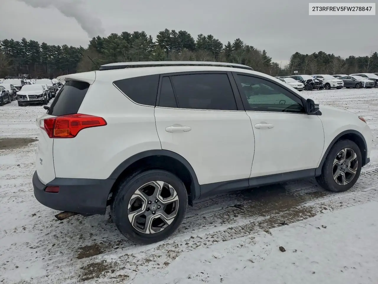 2T3RFREV5FW278847 2015 Toyota Rav4 Xle