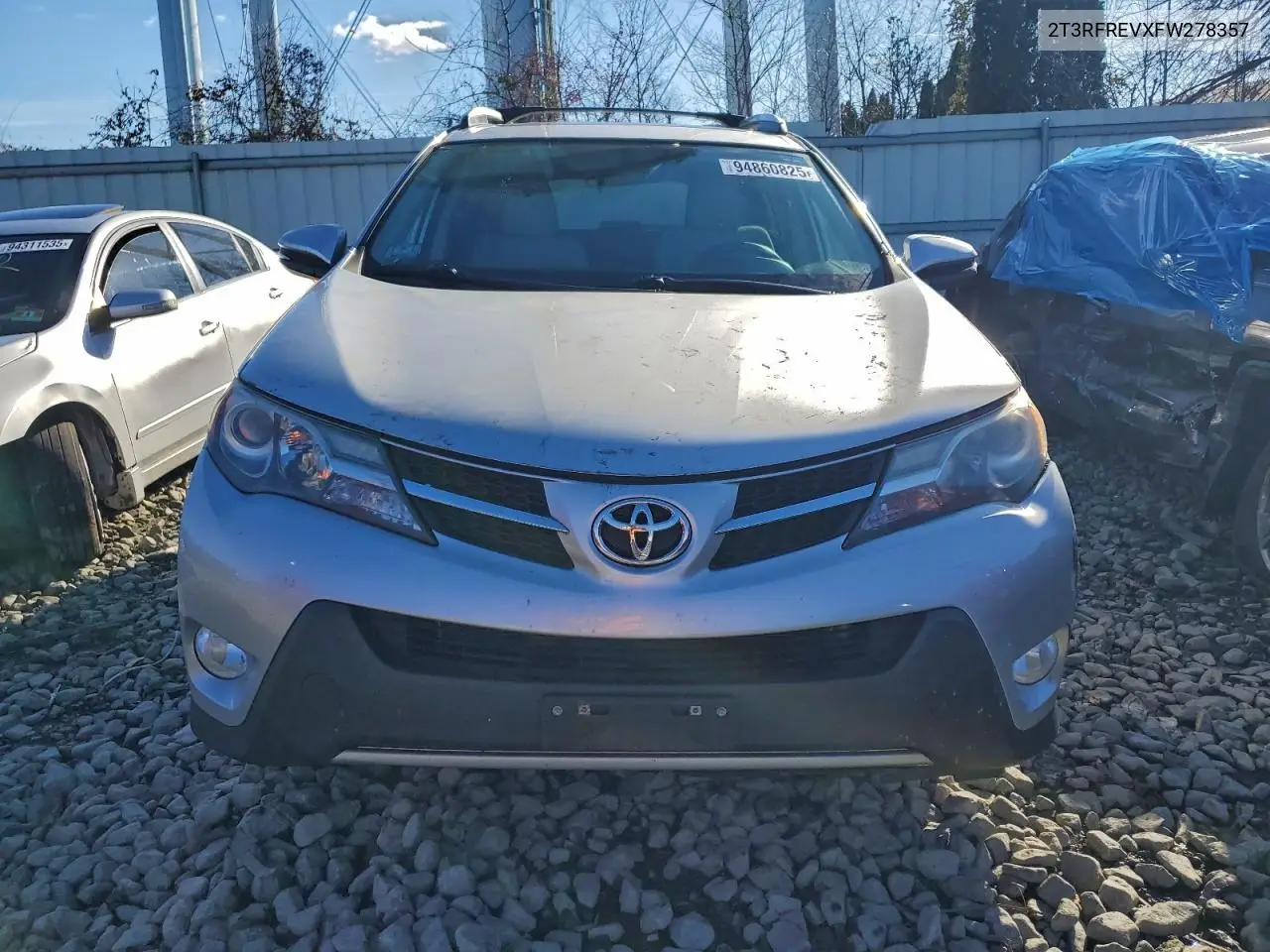 2T3RFREVXFW278357 2015 Toyota Rav4 Xle