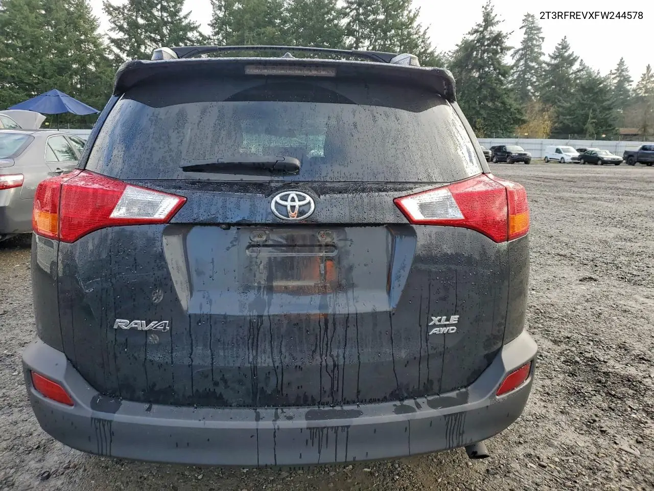 2T3RFREVXFW244578 2015 Toyota Rav4 Xle