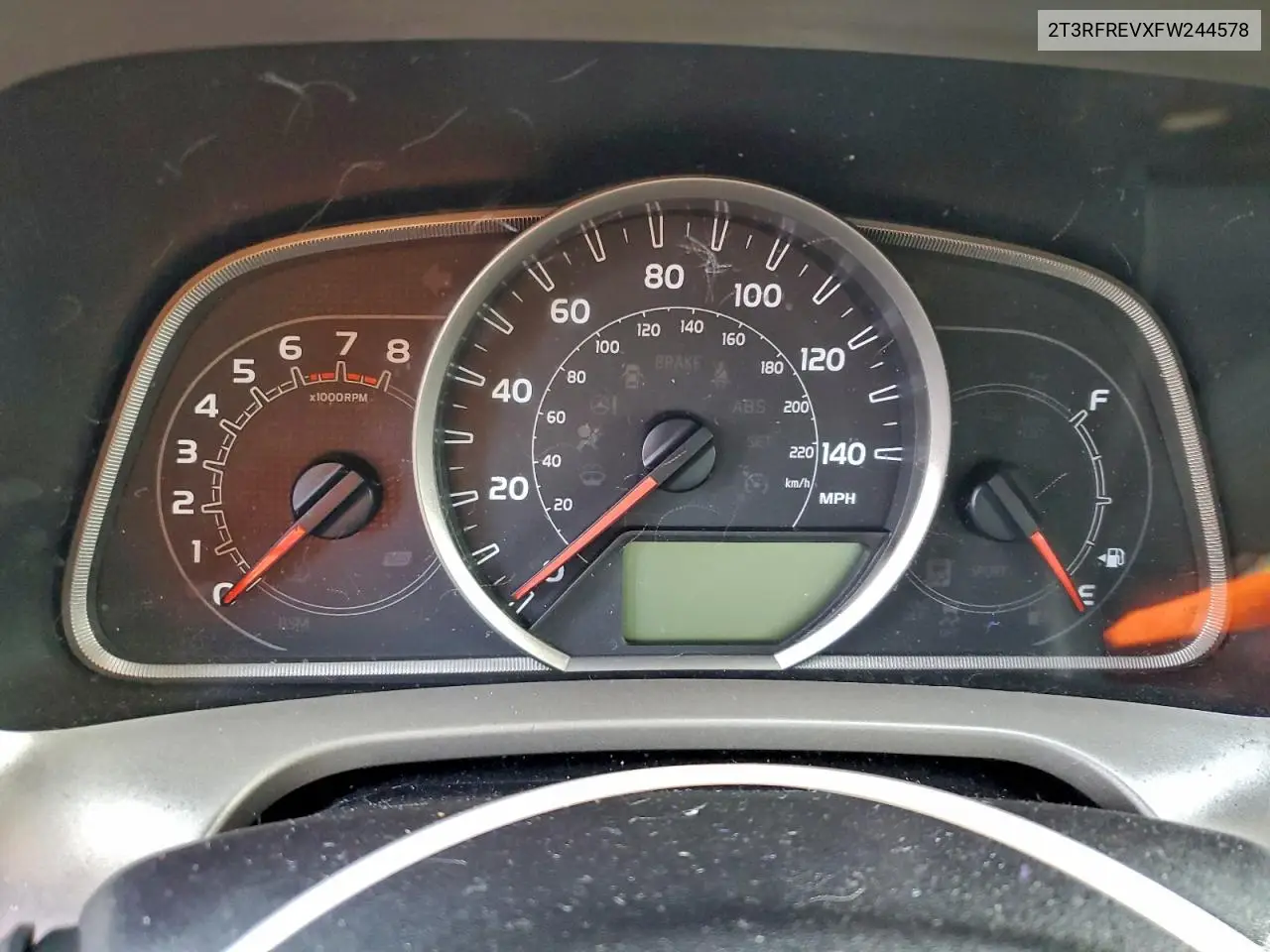 2T3RFREVXFW244578 2015 Toyota Rav4 Xle