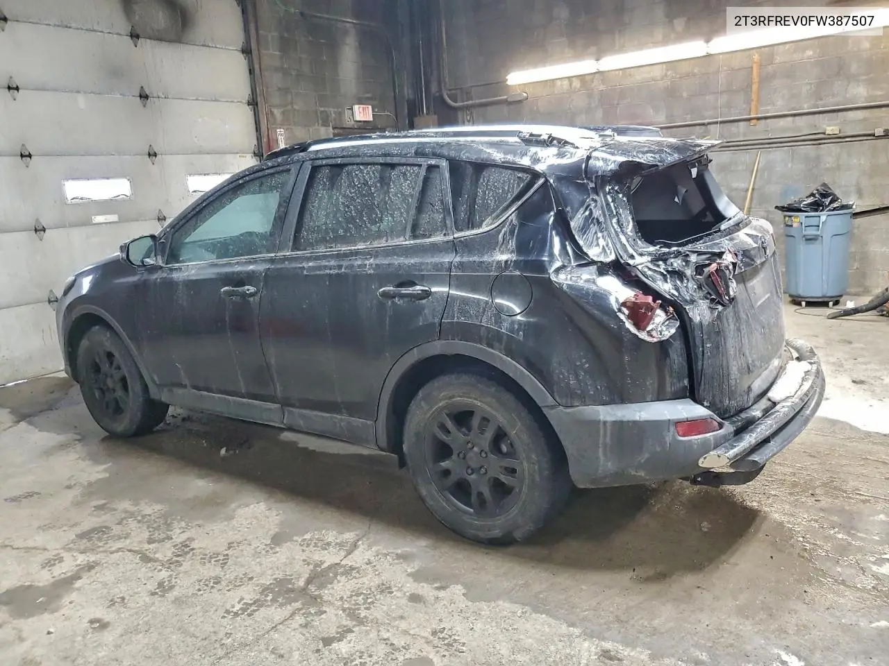 2T3RFREV0FW387507 2015 Toyota Rav4 Xle