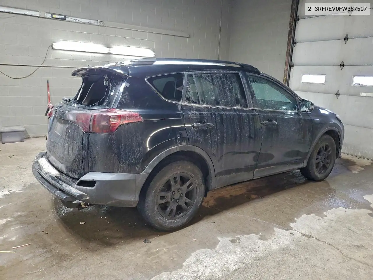2T3RFREV0FW387507 2015 Toyota Rav4 Xle