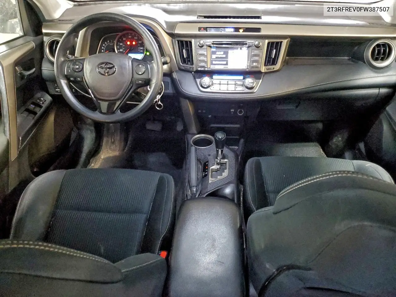 2T3RFREV0FW387507 2015 Toyota Rav4 Xle