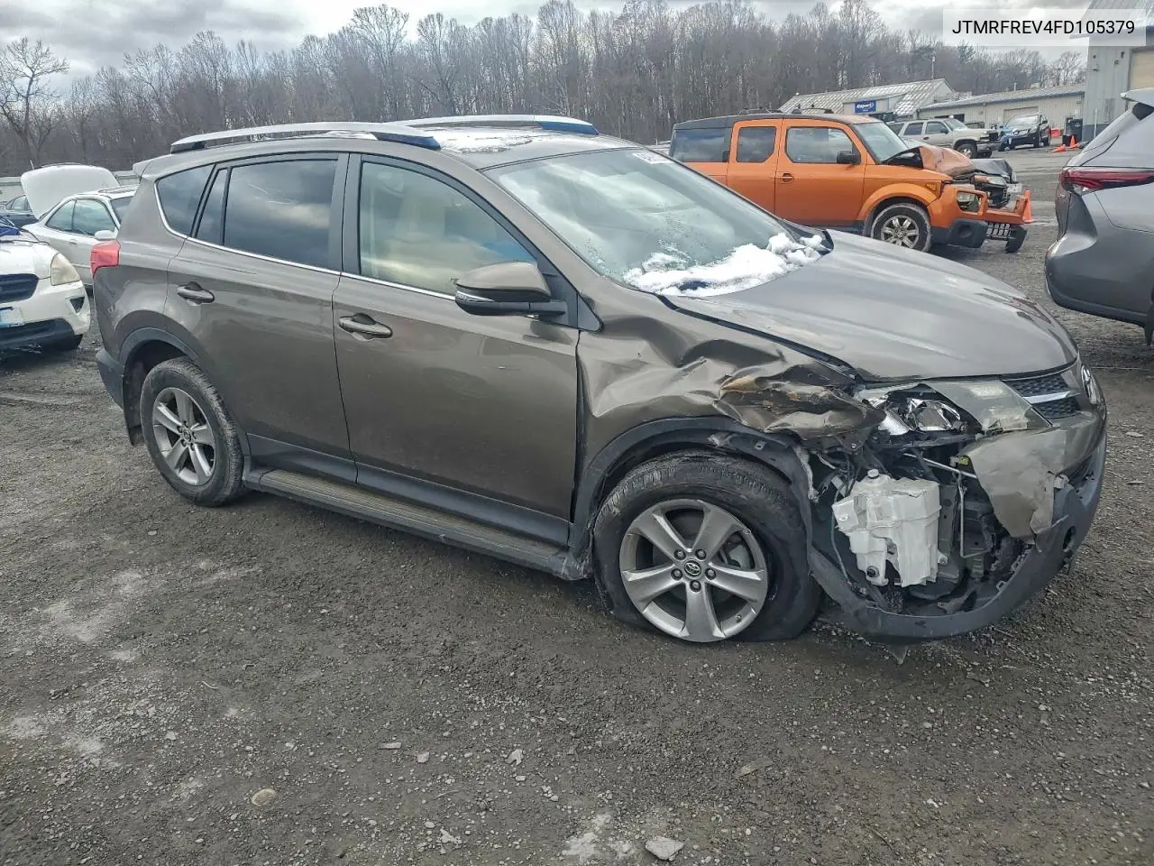 JTMRFREV4FD105379 2015 Toyota Rav4 Xle
