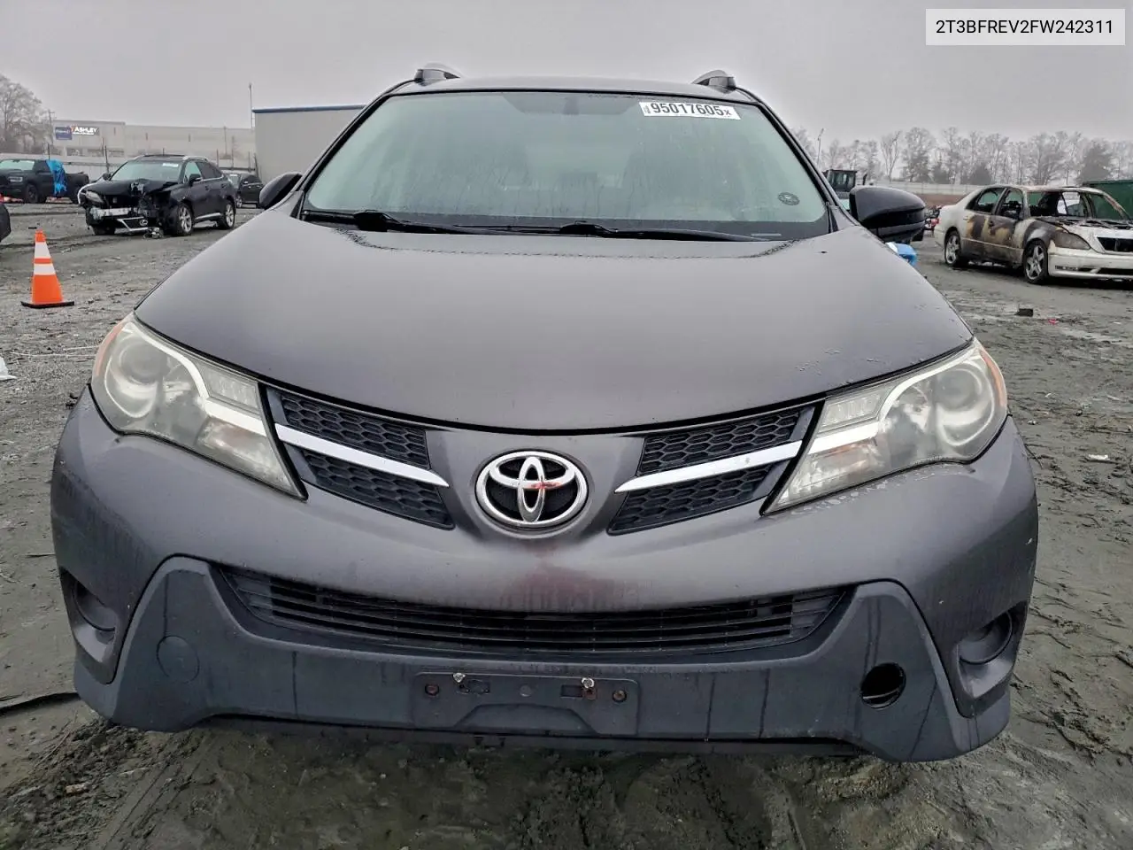 2T3BFREV2FW242311 2015 Toyota Rav4 Le