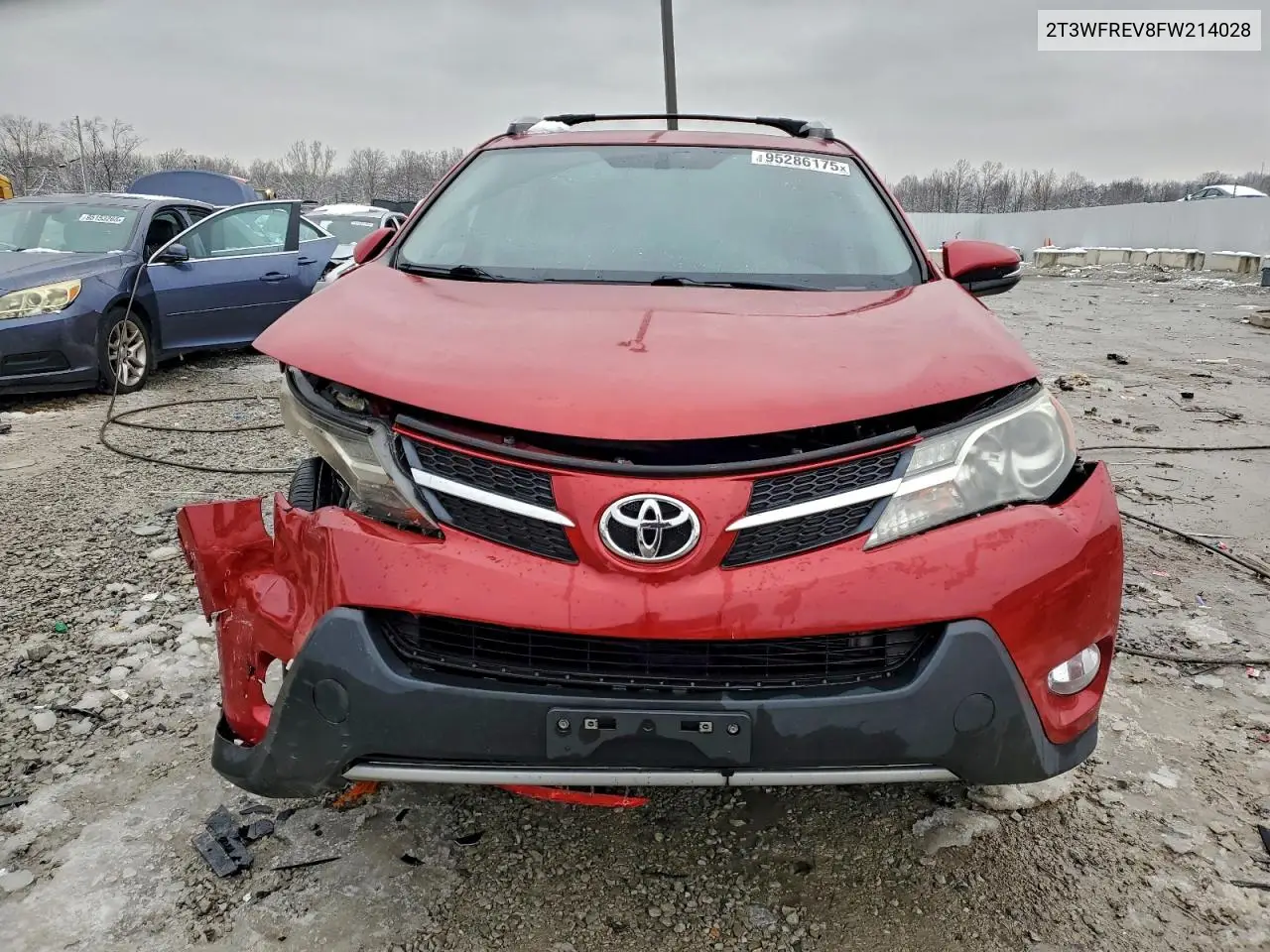 2T3WFREV8FW214028 2015 Toyota Rav4 Xle