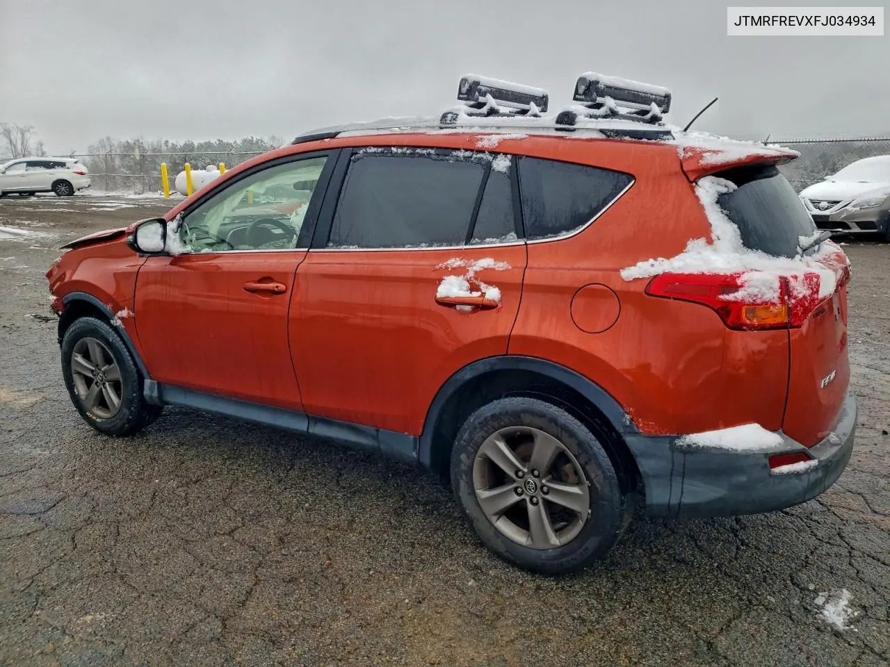 JTMRFREVXFJ034934 2015 Toyota Rav4 Xle