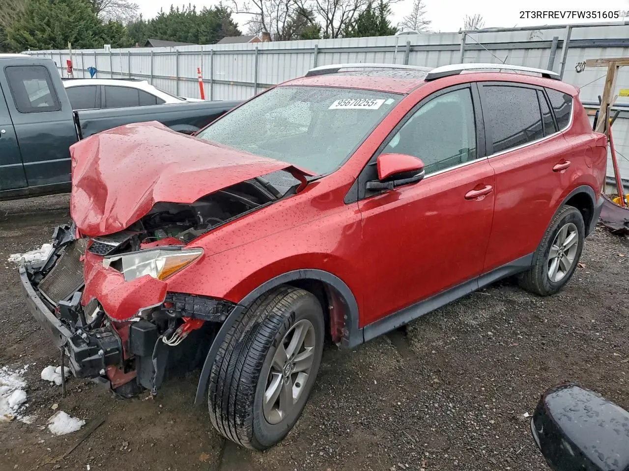 2T3RFREV7FW351605 2015 Toyota Rav4 Xle