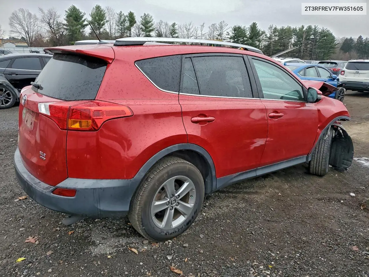 2T3RFREV7FW351605 2015 Toyota Rav4 Xle