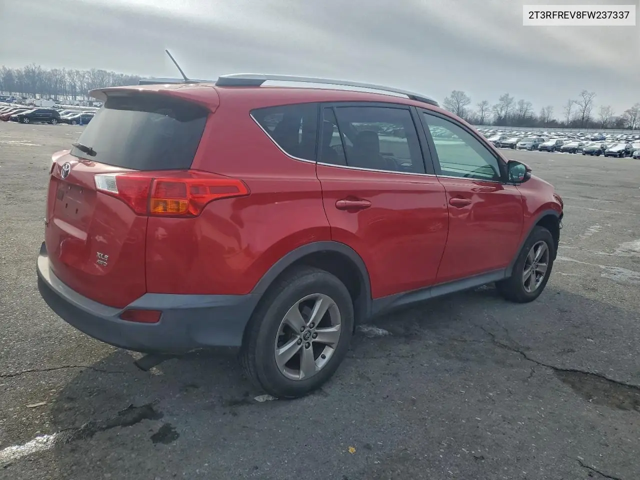 2T3RFREV8FW237337 2015 Toyota Rav4 Xle