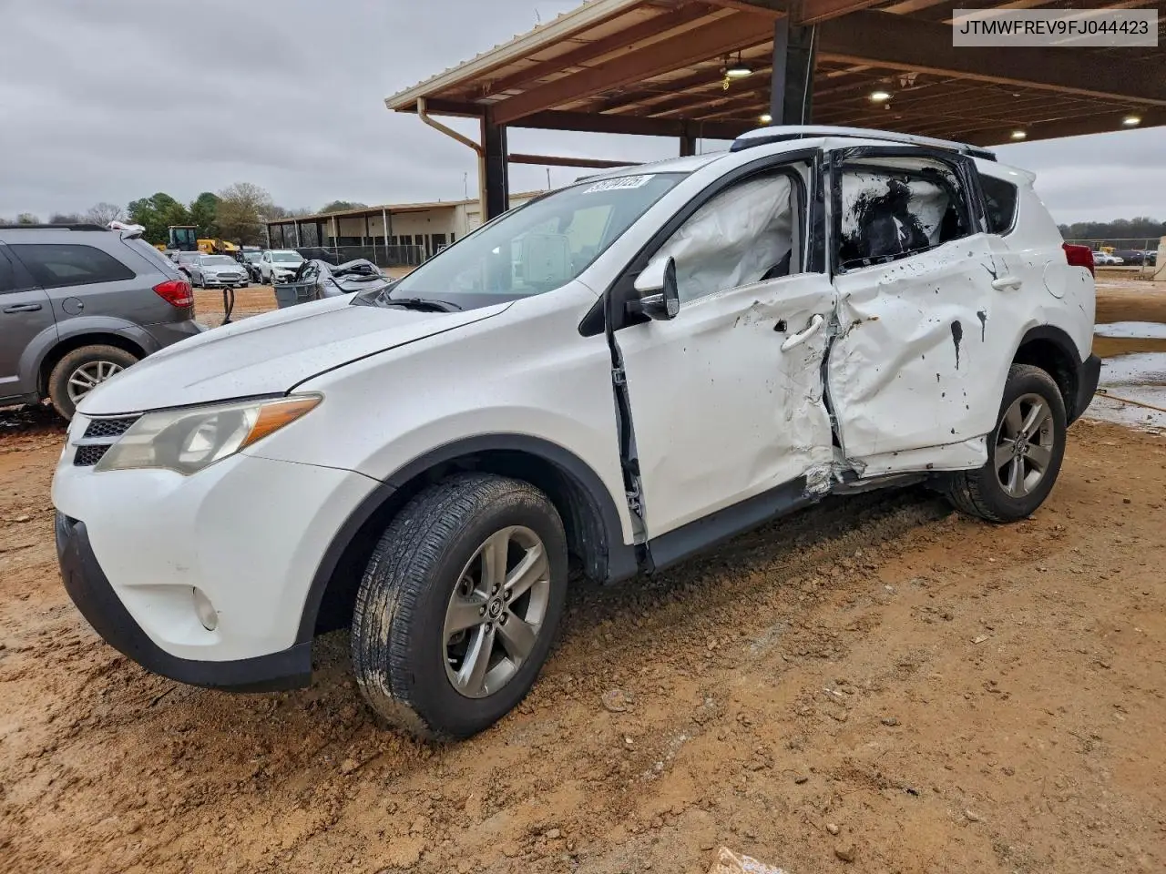 JTMWFREV9FJ044423 2015 Toyota Rav4 Xle