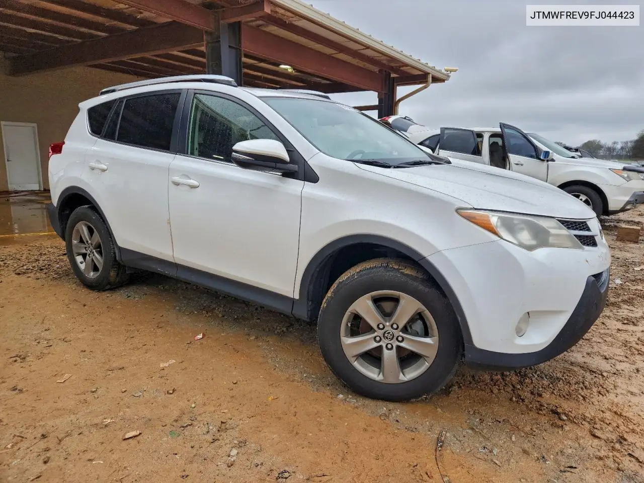 JTMWFREV9FJ044423 2015 Toyota Rav4 Xle